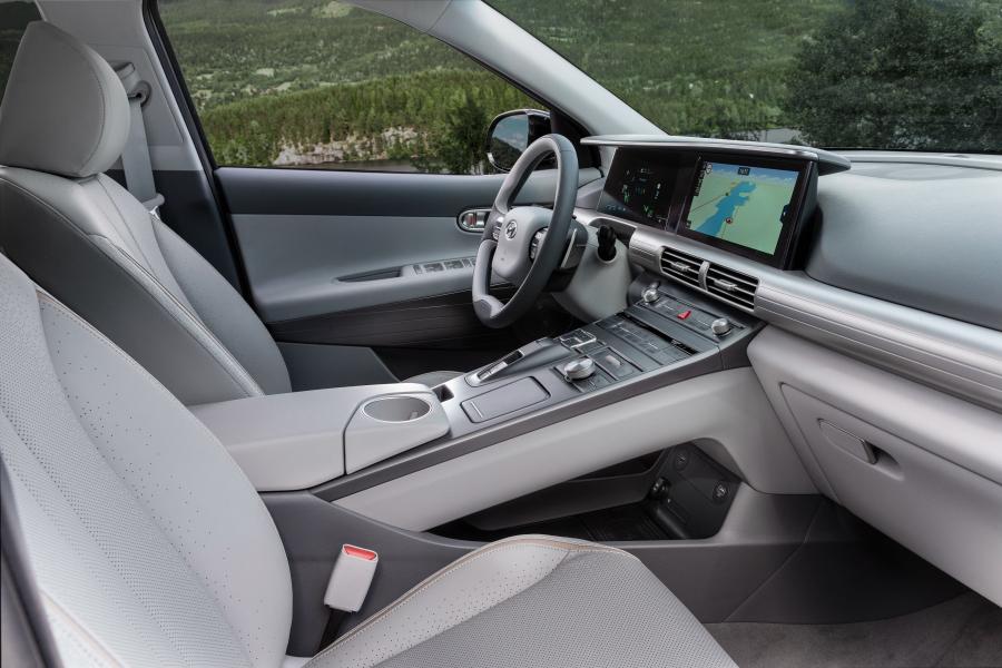Интерьер Hyundai NEXO 2018 года  (WW) (фото 38 из 41)